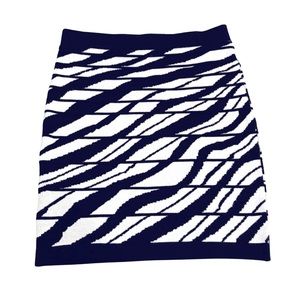 Forever 21 Zebra Print Sweater Skirt Black White M